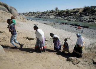 إيكونوميست: صور أقمار اصطناعية لحرق ونبش قبور.. قد يتم التستر على جرائم الحرب في تيغراي إيكونوميست: صور أقمار اصطناعية لحرق ونبش قبور.. قد يتم التستر على جرائم الحرب في تيغراي