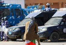 الاشتباكات تتجدد في الخرطوم وعودة جزئية للشرطة الاشتباكات تتجدد في الخرطوم وعودة جزئية للشرطة