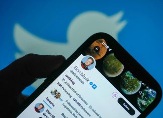 أحدهم حصل على 100 ألف دولار.. تويتر يبدأ توزيع الأرباح على المستخدمين أحدهم حصل على 100 ألف دولار.. تويتر يبدأ توزيع الأرباح على المستخدمين