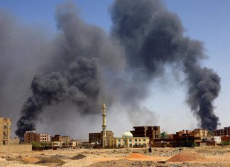 المعارك تتواصل في السودان والحكومة تشترط للقبول بهدنة جديدة المعارك تتواصل في السودان والحكومة تشترط للقبول بهدنة جديدة