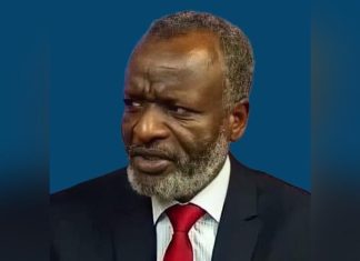 نعلم مصدر تلك الإشاعة.. سليمان صندل: لم نقابل الفريق عبدالرحيم دقلو فى تشاد نعلم مصدر تلك الإشاعة.. سليمان صندل: لم نقابل الفريق عبدالرحيم دقلو فى تشاد