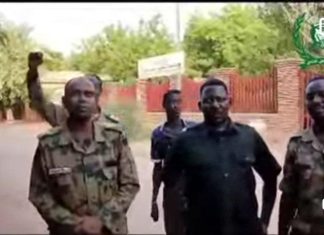 الجيش السوداني يعلن تمشيط شارع مهم بالخرطوم ويقصف تمركزات للدعم السريع ببحري الجيش السوداني يعلن تمشيط شارع مهم بالخرطوم ويقصف تمركزات للدعم السريع ببحري