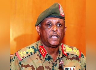 ياسر العطا متحدياً: يا الرئيس الكيني جيب الجيش الكيني وتعال والدولة الداعماك هي ذاتها تجيب جيشها ياسر العطا متحدياً: يا الرئيس الكيني جيب الجيش الكيني وتعال والدولة الداعماك هي ذاتها تجيب جيشها