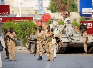 الجيش السوداني يحذر كينيا من إرسال قوات حفظ سلام الجيش السوداني يحذر كينيا من إرسال قوات حفظ سلام