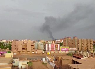 طائرات الجيش تحلق بأجواء الخرطوم وصواريخه الموجهة تقصف أهدافا للدعم السريع طائرات الجيش تحلق بأجواء الخرطوم وصواريخه الموجهة تقصف أهدافا للدعم السريع