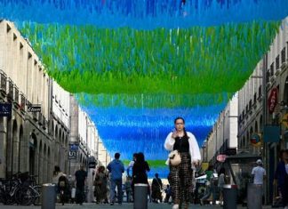 وباء ارتفاع الحرارة القاتل: النساء هنّ الضحايا الأبرز وباء ارتفاع الحرارة القاتل: النساء هنّ الضحايا الأبرز