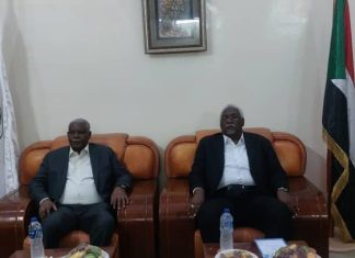 في اول ظهور له.. مدير المخابرات يصل نهر النيل ضمن جولة تشمل ولايات اخرى في اول ظهور له.. مدير المخابرات يصل نهر النيل ضمن جولة تشمل ولايات اخرى