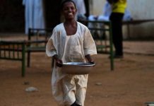 مخزون الغذاء والوقود ينفد في السودان: حرب الجوع مخزون الغذاء والوقود ينفد في السودان: حرب الجوع