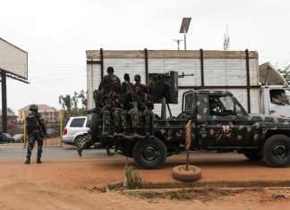 قبيل انتهاء مهلة إيكواس.. برلمان نيجيريا يعلن موقفه من التدخل العسكري في النيجر قبيل انتهاء مهلة إيكواس.. برلمان نيجيريا يعلن موقفه من التدخل العسكري في النيجر