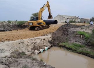 .استئناف الحركة بطريق الاسفلت ربك الجبلين .استئناف الحركة بطريق الاسفلت ربك الجبلين