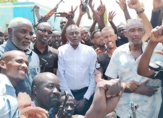 والي الخرطوم:الشرطة ينتظرها عمل كبير لتأمين الاحياء الخالية من التمرد والي الخرطوم:الشرطة ينتظرها عمل كبير لتأمين الاحياء الخالية من التمرد