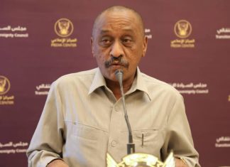 السودان.. ولاية تمنع التجمعات وتغلق الحدود مع دول الجوار السودان.. ولاية تمنع التجمعات وتغلق الحدود مع دول الجوار