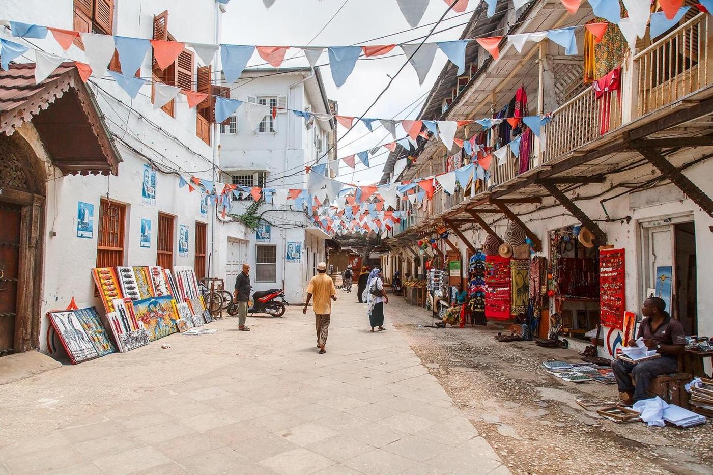 ألسنة أصيلة وعرب منسيون.. مسارات انتشار العربية لغة أفريقية وآسيوية ألسنة أصيلة وعرب منسيون.. مسارات انتشار العربية لغة أفريقية وآسيوية