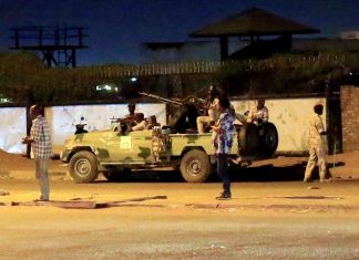 السودان اليوم.. معارك شرسة بأم درمان والجيش يعترف بمقتل 6 من ضباط المخابرات السودان اليوم.. معارك شرسة بأم درمان والجيش يعترف بمقتل 6 من ضباط المخابرات