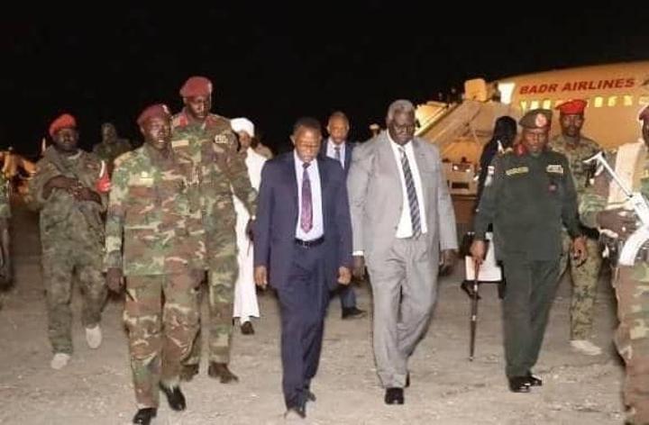 عقار يعود إلى السودان ومسؤول يكشف عن اجهاض مؤامرات عقار يعود إلى السودان ومسؤول يكشف عن اجهاض مؤامرات