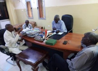 وزيرالإنتاج بالنيل الأبيض يطلع على ترتيبات الإحتفال بالعيدالقومي الـ60للشجرة وزيرالإنتاج بالنيل الأبيض يطلع على ترتيبات الإحتفال بالعيدالقومي الـ60للشجرة