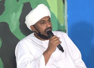 محمد الفكي يحدد رؤية الحرية والتغيير لوقف الحرب ويؤكد: لا يمكن الحديث عن نقاشات سياسية قبل عودة المواطنين إلى منازلهم محمد الفكي يحدد رؤية الحرية والتغيير لوقف الحرب ويؤكد: لا يمكن الحديث عن نقاشات سياسية قبل عودة المواطنين إلى منازلهم