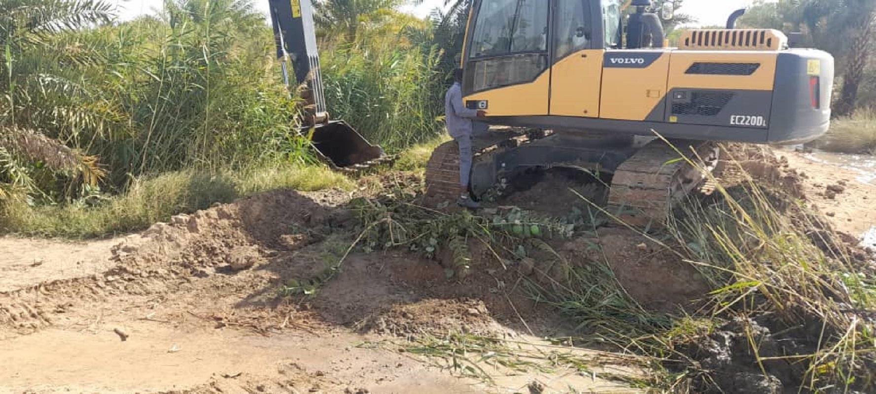 دال الزراعية تدشن تأهيل ابوعشرينات وبوابات مشروع كحيلة شرق دال الزراعية تدشن تأهيل ابوعشرينات وبوابات مشروع كحيلة شرق