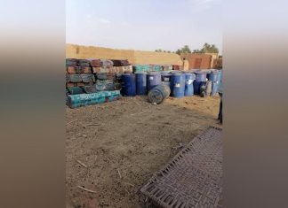 الشرطة الأمنية بمحلية بربر تضبط كميات من الوقود والبضائع المهربة الشرطة الأمنية بمحلية بربر تضبط كميات من الوقود والبضائع المهربة