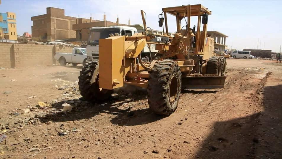 والي الخرطوم يقف تأهيل الطرق المتأثرة بالسيول والي الخرطوم يقف تأهيل الطرق المتأثرة بالسيول