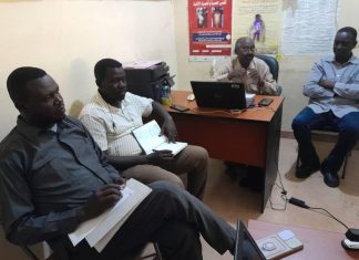 ادارة الطواري بصحة شرق دارفور تناقش خطة تسير مستشفي الضعين ادارة الطواري بصحة شرق دارفور تناقش خطة تسير مستشفي الضعين