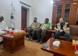 والي الشمالية يستقبل وفد منظمة هيئة الاغاثة الانسانية التركية والي الشمالية يستقبل وفد منظمة هيئة الاغاثة الانسانية التركية