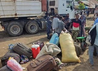 تمدد المعارك إلى دارفور ومخاوف حيال مصير النازحين السودانيين تمدد المعارك إلى دارفور ومخاوف حيال مصير النازحين السودانيين