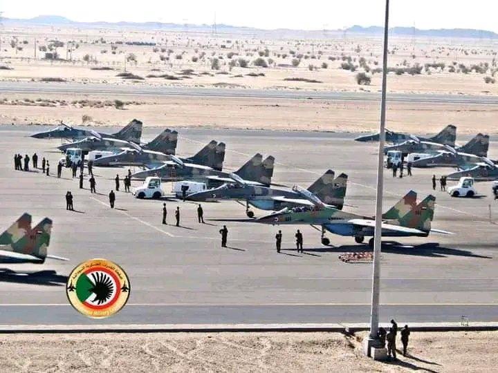 لجنة المعلمين: طيران الجيش قصف عدداً من المدارس والدعم السريع حولها لثكنات لجنة المعلمين: طيران الجيش قصف عدداً من المدارس والدعم السريع حولها لثكنات