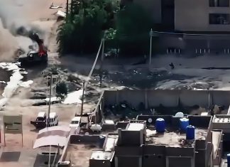 اشتباكات عنيفة بين الجيش السوداني والدعم السريع بالخرطوم ومدن أخرى اشتباكات عنيفة بين الجيش السوداني والدعم السريع بالخرطوم ومدن أخرى