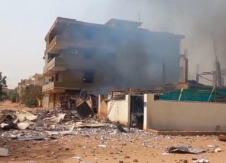 معارك عنيفة بين الجيش السوداني والدعم السريع والنزوح يتصاعد من نيالا والفولة معارك عنيفة بين الجيش السوداني والدعم السريع والنزوح يتصاعد من نيالا والفولة