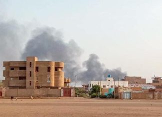 السودان: تركز المعارك بين الجيش و”الدعم السريع” في المقرات العسكرية السودان: تركز المعارك بين الجيش و"الدعم السريع" في المقرات العسكرية