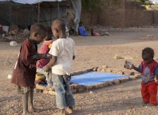 استمرار الحرب يقتل أطفال السودان ببطء استمرار الحرب يقتل أطفال السودان ببطء