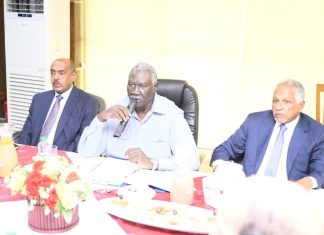 عقار يُطلع السفراءورؤساء مكاتب الأمم المتحدة علي تطورات الأوضاع بالبلاد عقار يُطلع السفراءورؤساء مكاتب الأمم المتحدة علي تطورات الأوضاع بالبلاد