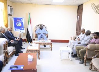 عقار يطلع على خطط تأهيل مطار بورتسودان وهيئة الموانيء البحرية عقار يطلع على خطط تأهيل مطار بورتسودان وهيئة الموانيء البحرية