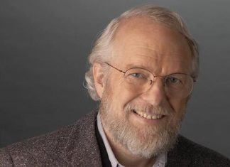 وفاة مخترع PDF.. تعرف إلى أبرز محطات مسيرته وفاة مخترع PDF.. تعرف إلى أبرز محطات مسيرته