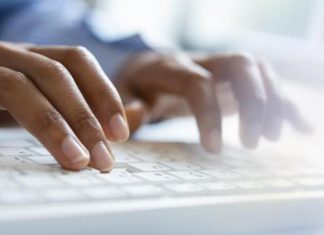 الذكاء الاصطناعي يسرق البيانات بصوت نقرات لوحة المفاتيح الذكاء الاصطناعي يسرق البيانات بصوت نقرات لوحة المفاتيح