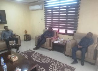 والى القضارف يلتقى وفد شركات محجوب اولاد والى القضارف يلتقى وفد شركات محجوب اولاد