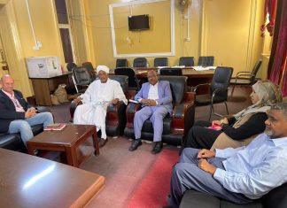 وكيل الخارجية يلتقي الممثل المقيم لبرنامج الامم المتحدة الانمائي بالسودان وكيل الخارجية يلتقي الممثل المقيم لبرنامج الامم المتحدة الانمائي بالسودان