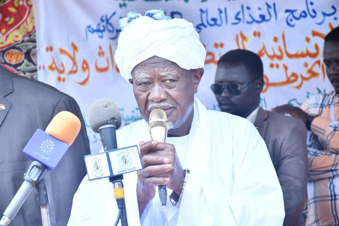 كرتكيلا يدشن توزيع مساعدات إنسانية للمتضررين من أحداث ولاية الخرطوم كرتكيلا يدشن توزيع مساعدات إنسانية للمتضررين من أحداث ولاية الخرطوم