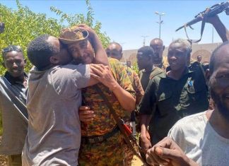 أول ظهور للبرهان منذ أبريل.. هل بدأت نهاية حرب السودان؟ (تقرير) أول ظهور للبرهان منذ أبريل.. هل بدأت نهاية حرب السودان؟ (تقرير)