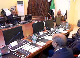 البرهان يطلع على آداء الجهاز التنفيذي وخطط وبرامج الحكومة البرهان يطلع على آداء الجهاز التنفيذي وخطط وبرامج الحكومة