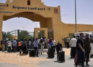 السودان يعلن الاتفاق مع مصر على تسريع العمل في المعابر الحدودية السودان يعلن الاتفاق مع مصر على تسريع العمل في المعابر الحدودية