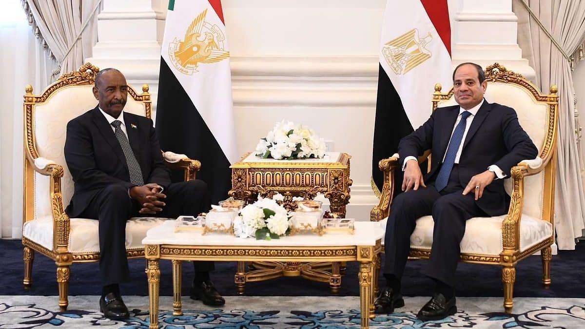 المشهد في السودان بعد خروج البرهان المشهد في السودان بعد خروج البرهان