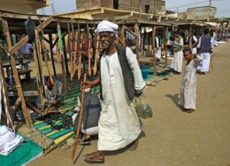 إكتمال الترتيبات لتسليم 4243 تاجراً من الخرطوم دكاكين بمدني إكتمال الترتيبات لتسليم 4243 تاجراً من الخرطوم دكاكين بمدني