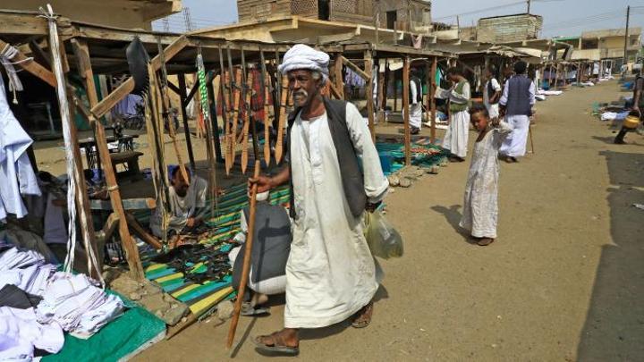 إكتمال الترتيبات لتسليم 4243 تاجراً من الخرطوم دكاكين بمدني إكتمال الترتيبات لتسليم 4243 تاجراً من الخرطوم دكاكين بمدني