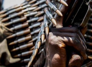 الحرب تنعش تجارة الأسلحة في شرق السودان الحرب تنعش تجارة الأسلحة في شرق السودان