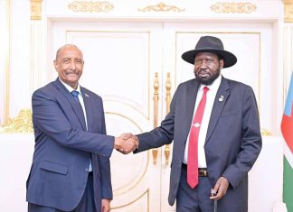 البرهان يعود للسودان من جوبا وحميدتي يهاجمه في تسجيل صوتي منسوب إليه البرهان يعود للسودان من جوبا وحميدتي يهاجمه في تسجيل صوتي منسوب إليه