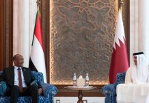 أمير قطر يلتقي البرهان ويؤكد حرص الدوحة على إنهاء القتال بالسودان أمير قطر يلتقي البرهان ويؤكد حرص الدوحة على إنهاء القتال بالسودان