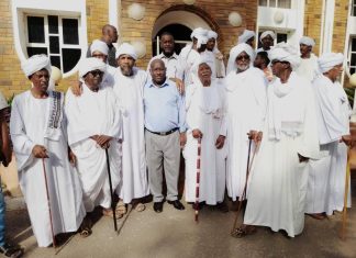 الإدارات الأهلية بالجزيرة تعلن تأييد مبادرة نظارة الجعليين لدعم الجيش الإدارات الأهلية بالجزيرة تعلن تأييد مبادرة نظارة الجعليين لدعم الجيش