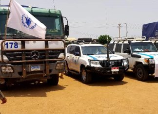 والي النيل الأبيض يدشن قافلة الغذاء العالمي لمراكز ايواء والي النيل الأبيض يدشن قافلة الغذاء العالمي لمراكز ايواء